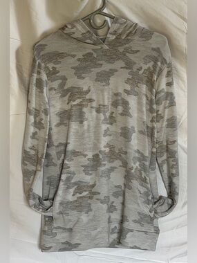 Athleta hoodie lightweight